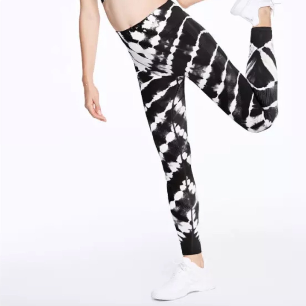 Victorias Secret Pink tie dye legging